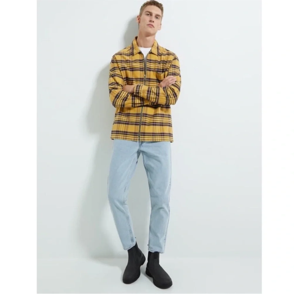 ZARA Men’s Plaid Zip Front Relaxed Fit Barn Jacket